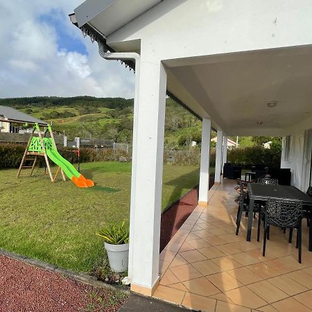 Villa Au Pied Du Volcan เลอ ตอมปง ภายนอก รูปภาพ
